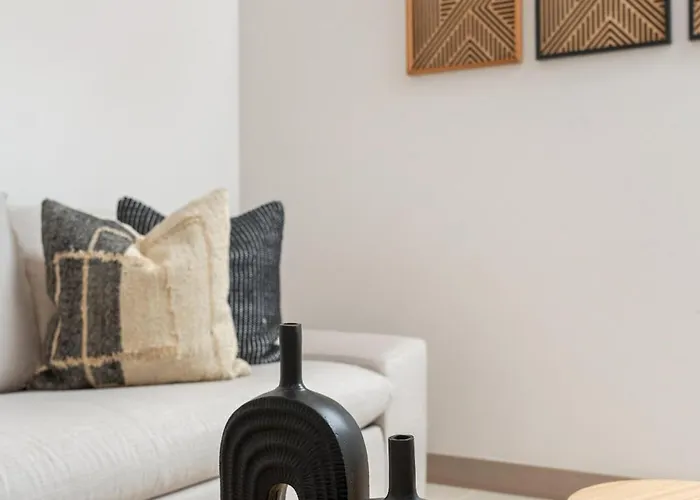Holiday home 2br Ocean View + Club In Playas Del | Naumi N534