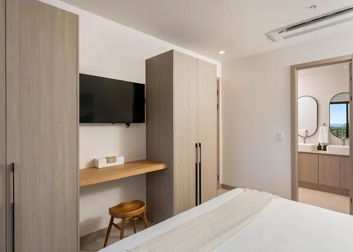 Holiday home 2br Ocean View + Club In Playas Del | Naumi N534