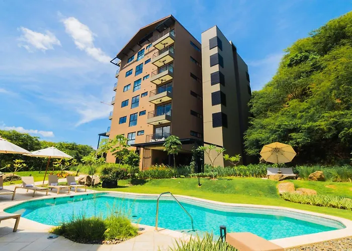 Holiday home 2br Ocean View + Club In Playas Del | Naumi N534 *