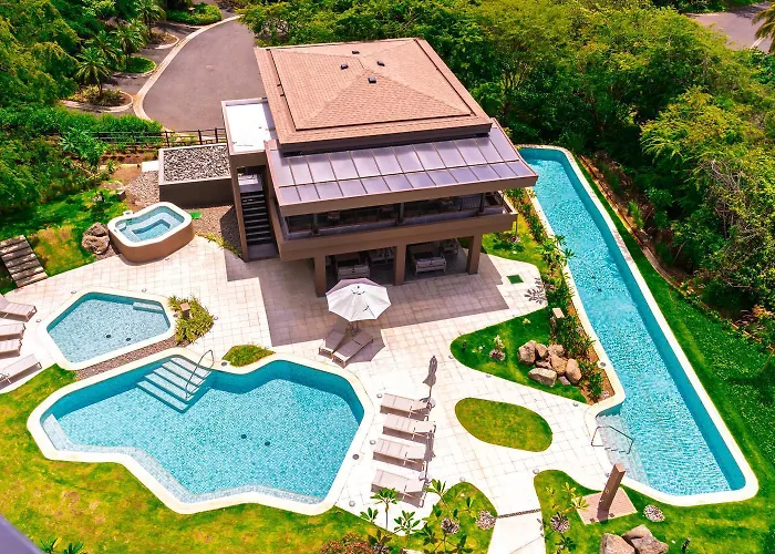 Holiday home 2br Ocean View + Club In Playas Del | Naumi N534 *