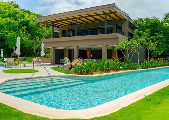 2br Ocean View + Club In Playas Del | Naumi N534 Holiday home Coco